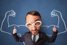 الفرق بين الثقة بالنفس والغرور