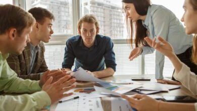 الفرق بين الجدل والحوار والمناظرة