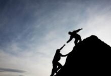 عدم الثقة في الناس