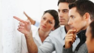 كيف تقنع شخصاً برأيك